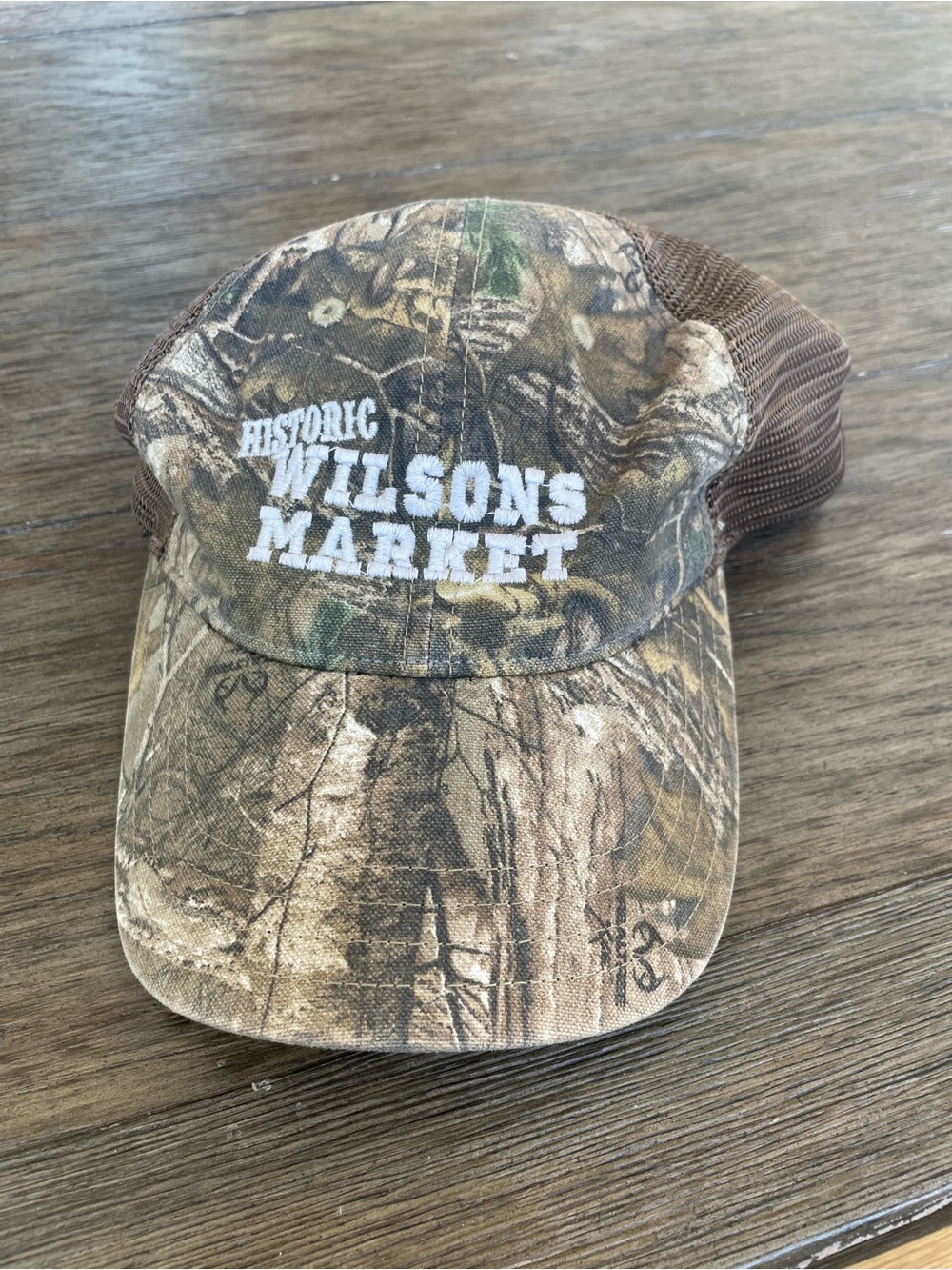 Camo baseball cap